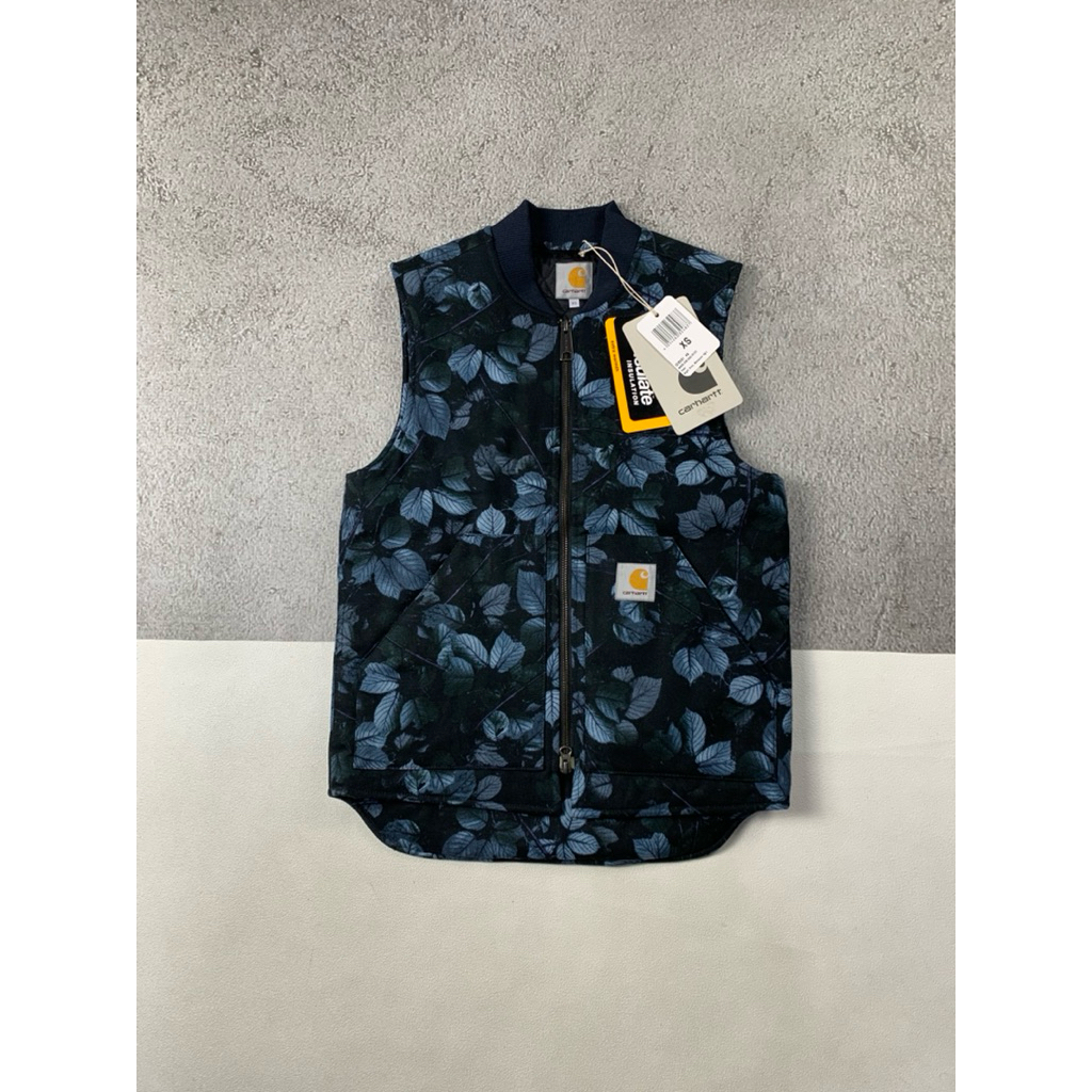 Vest Carhartt   Size Xs  Panjang 66cm Lebar 47cm