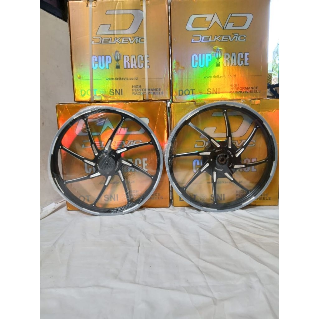 Velg Racing Delkevic M8 ring 17 mio sporty