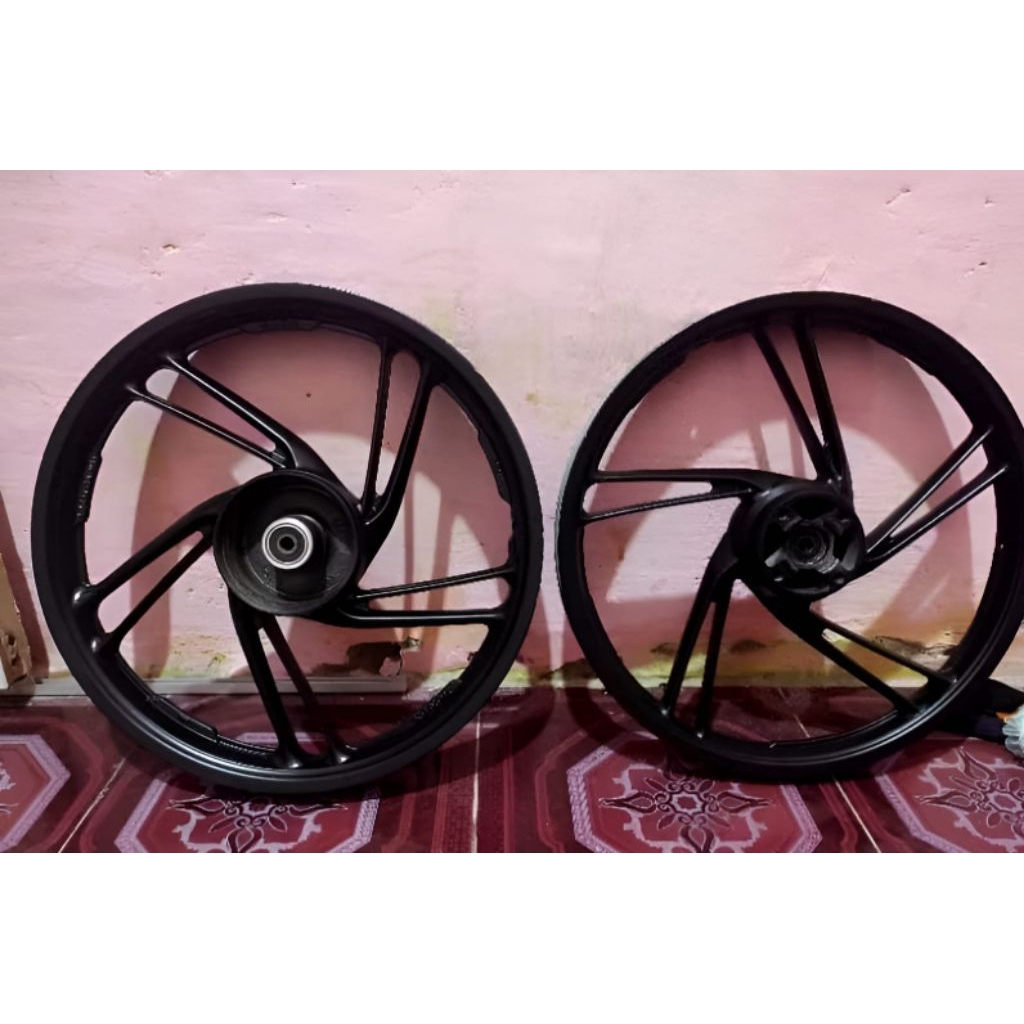 velg pelek racing depan belakang Honda Revo absolute/blade 110 lama/karisma/Supra x 125 ORI cabutan