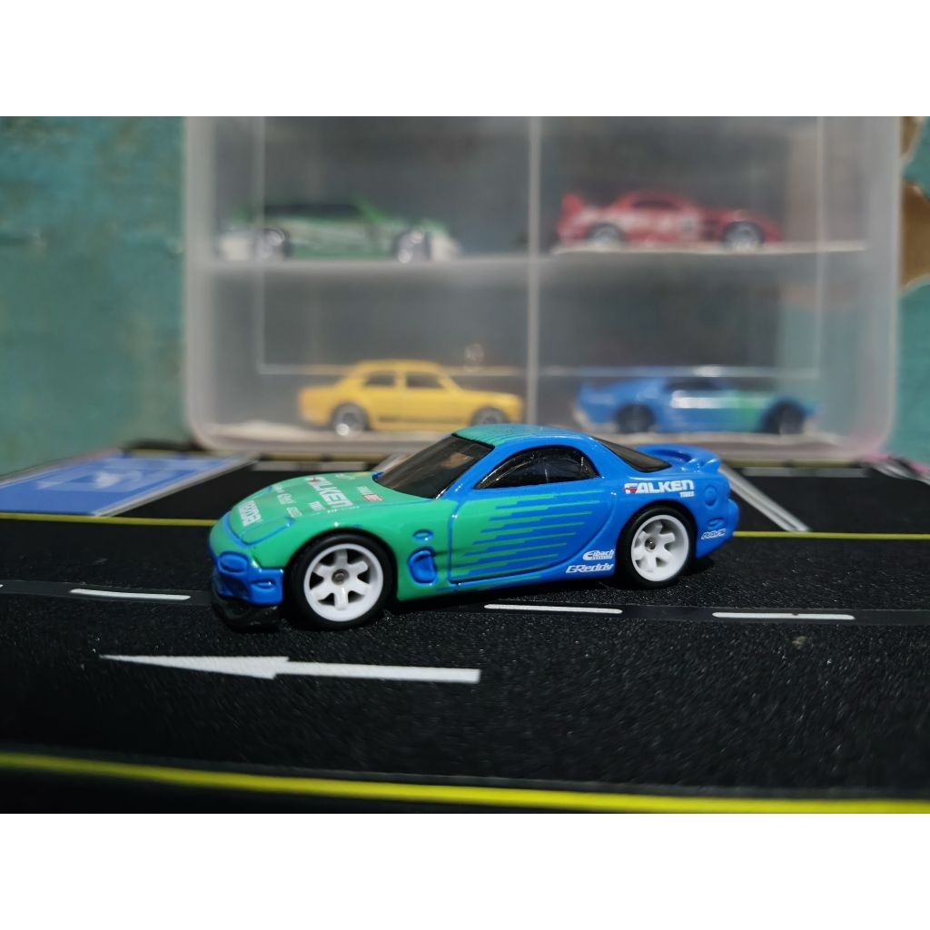 hotwheels masda rx7 fd falken