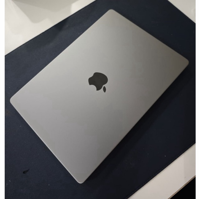 Second - Macbook Pro M2 Pro Chip 16/512GB - 14inch