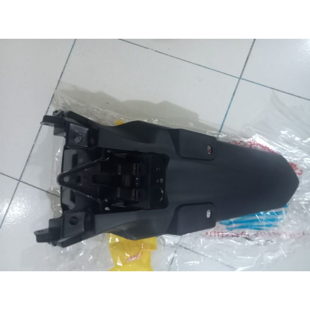 SPAKBOR BELAKANG PCX 150 2018