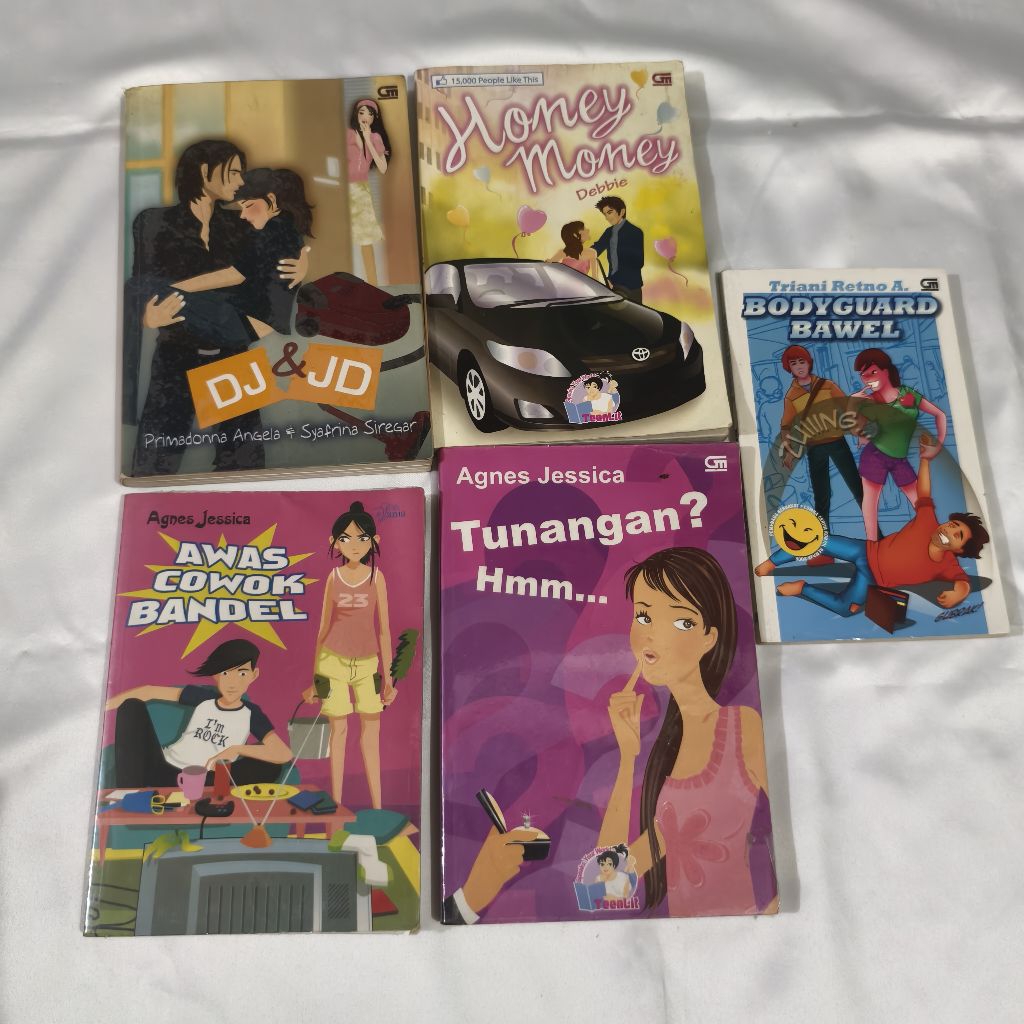 NOVEL [PRE-LOVED] ROMANCE COMEDY / AWAS COWO BANDEL/ DJ & JD / TUNANGAN HMM/HONEY MONEY/BODYGUARD BA