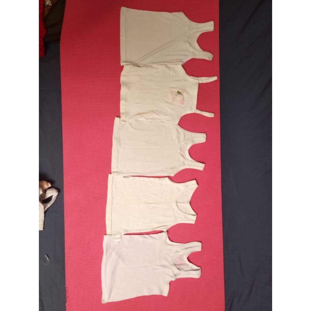 Kutang anak perempuan usia 1 sd 3 tahun (PRELOVED)