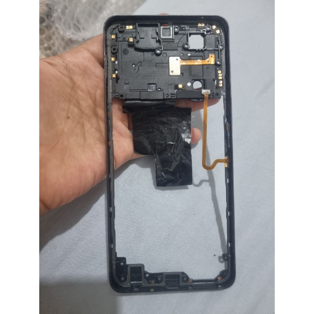 bezel oppo a79 5G ori copotan hp mulus
