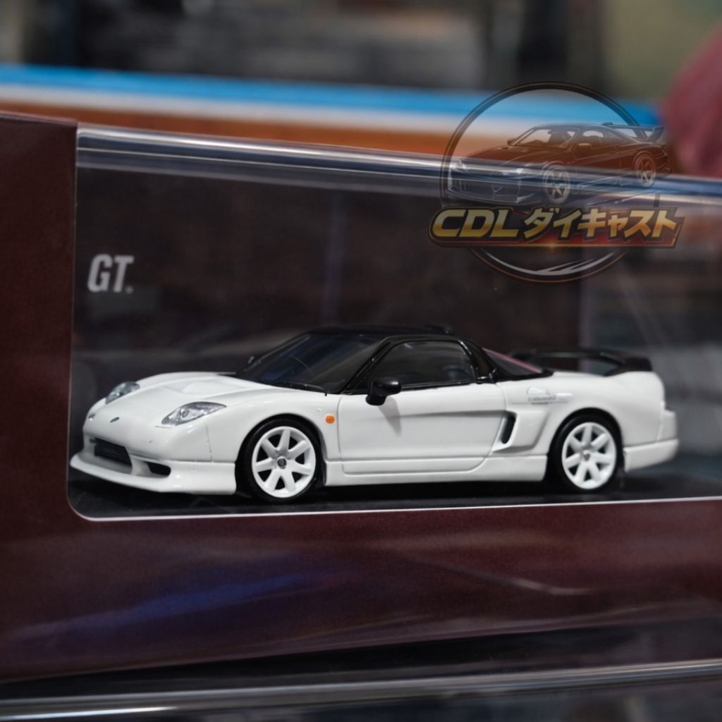 MOTORHELIX Honda NSX - R GT White On Black 1:64