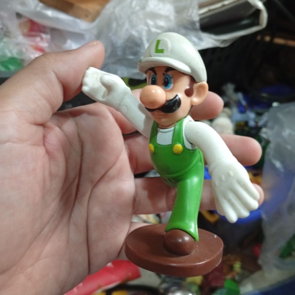 happy meal toys Mario Bros white luigi