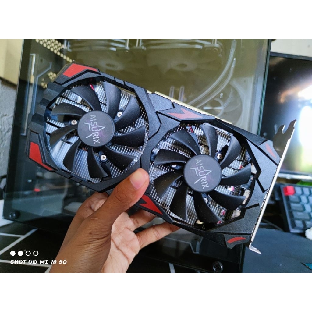 Aisurix Rx580 8Gb