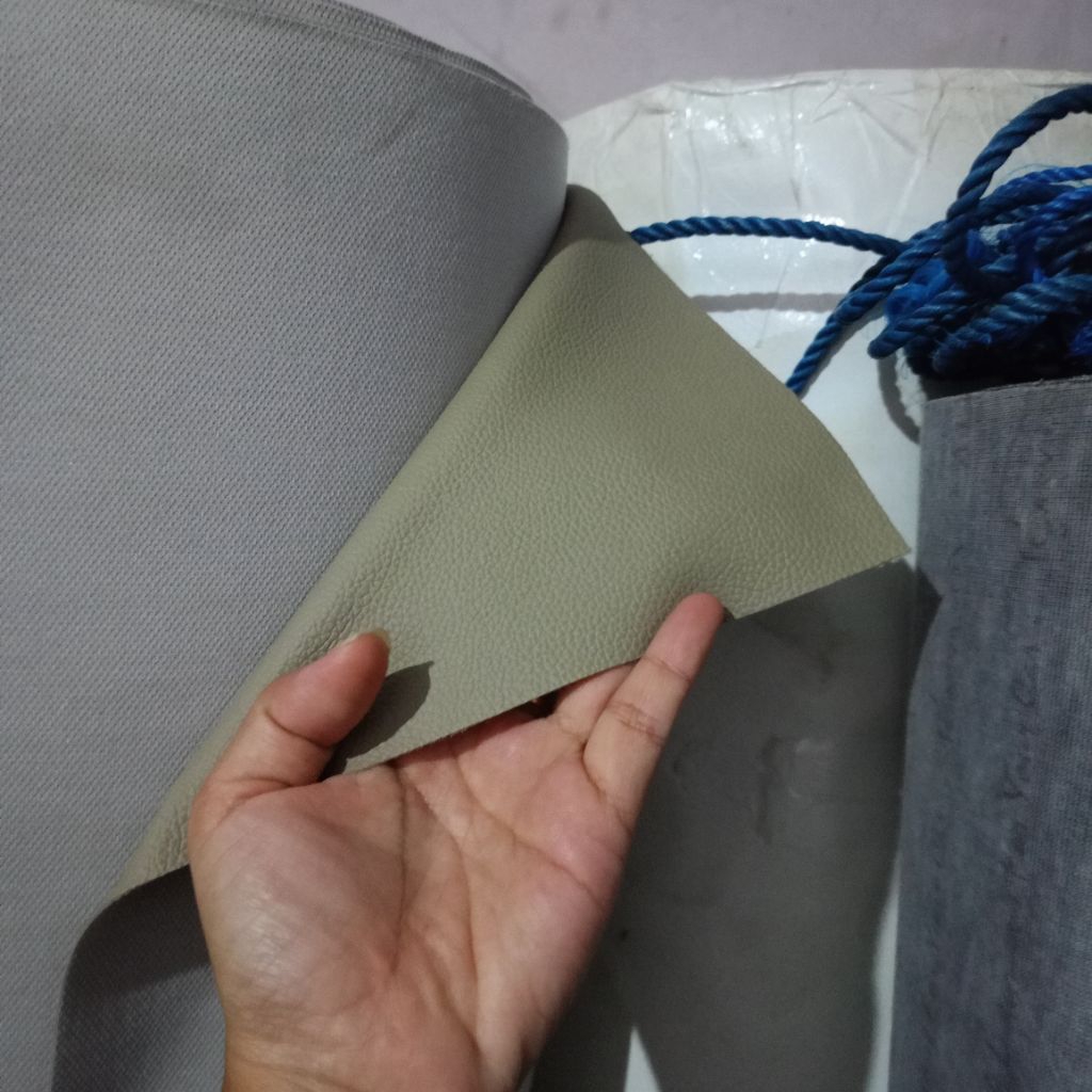 Kain Sofa sintetis Oscar (VICENZO original)  / jok mobil motor dll