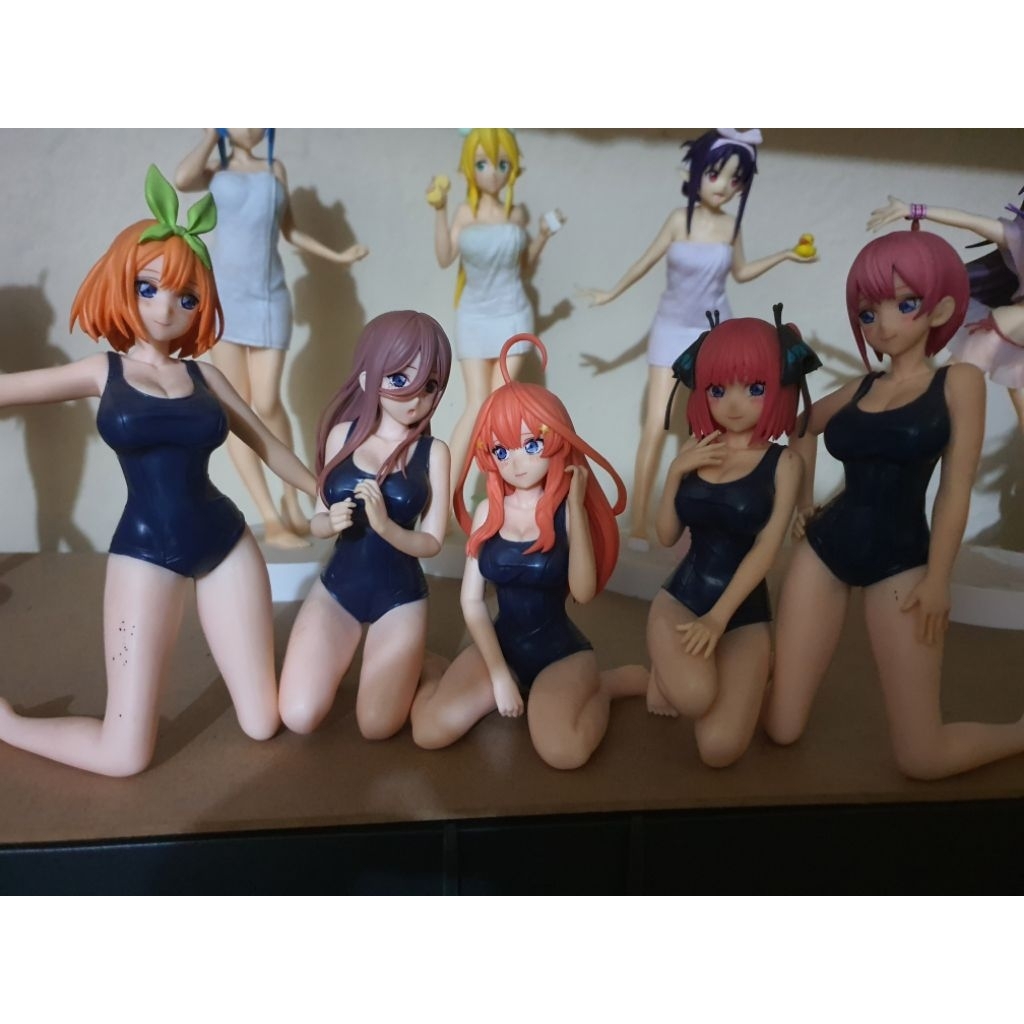 gotoubun swimsuit set figure