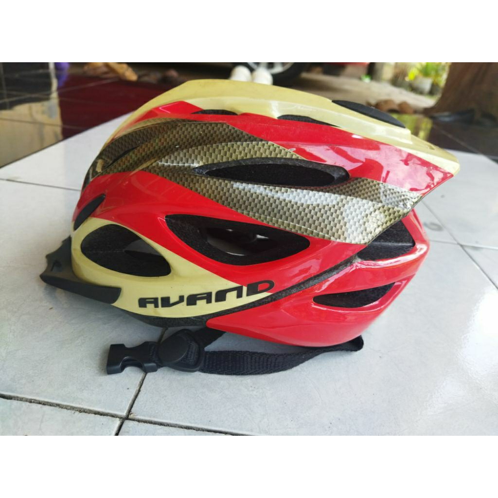 [JUAL MURAH] Safety Helmet / Pelindung Kepala Sepeda Merk Polygon dan Avand Bekas / Second (2nd) Pre