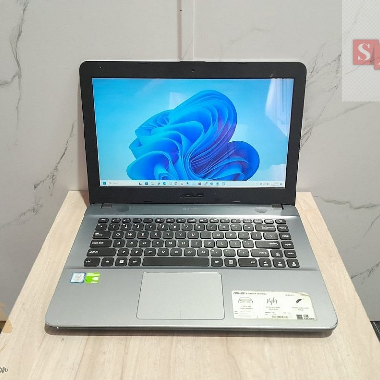 Laptop DUAL VGA Asus X441UB Intel Core i3-7020U NVIDIA GeForce MX110 Laptop Gaming NVIDIA