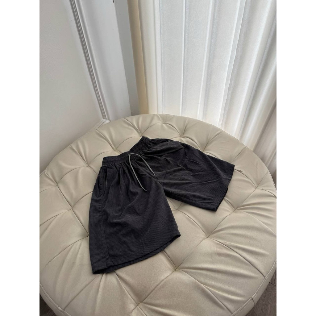 Preloved corduroy grey short pants