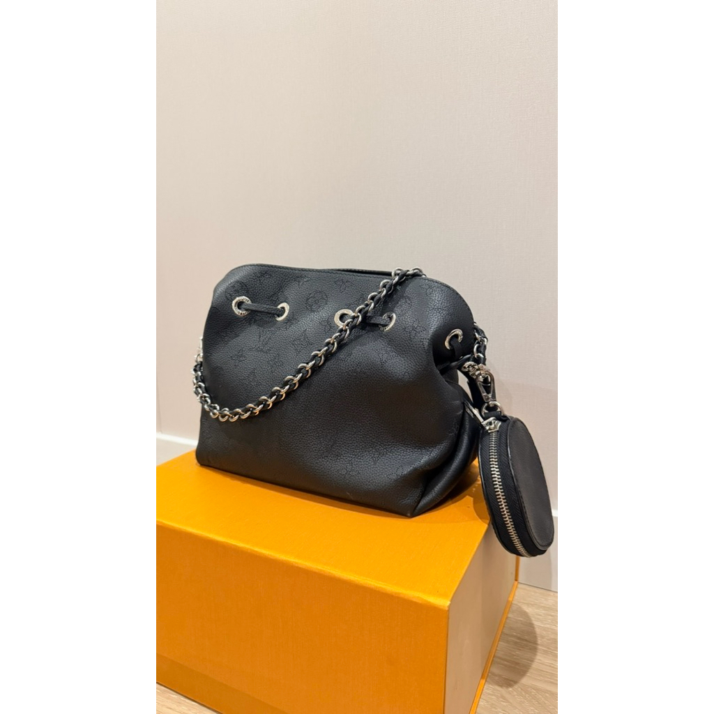 LV Mahina Belle Pouch Bag - Black