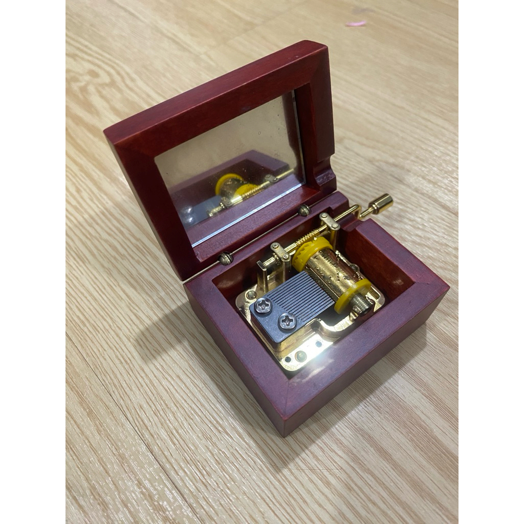 MUSIK BOX MANUAL MINI SIZE