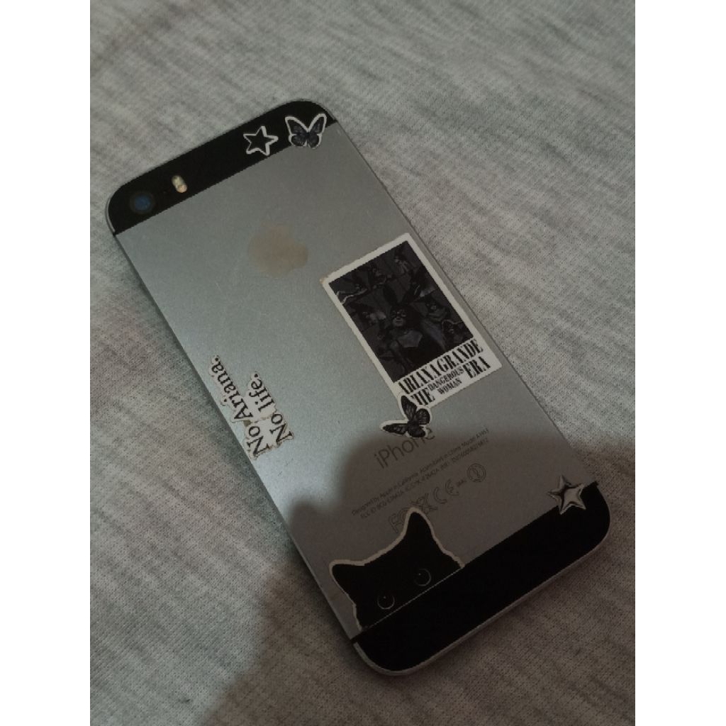 Apple iPhone 5s 32GB ex inter, no reset karna bypass