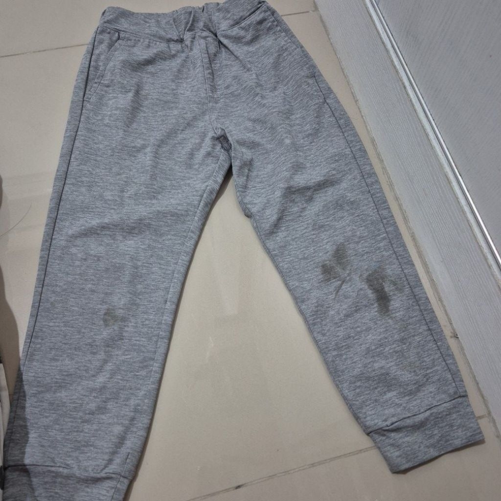 jogger celana panjang anak 120 uniqlo