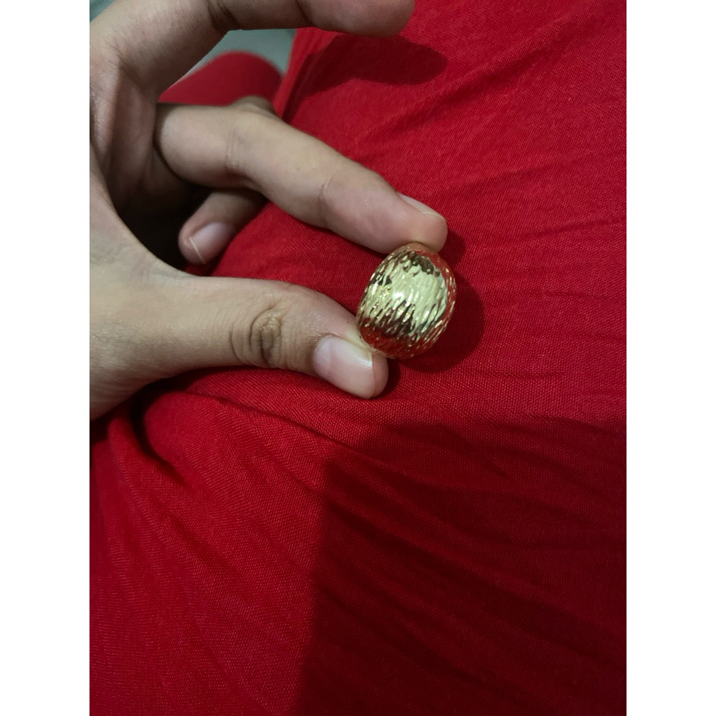 Cincin emas palsu