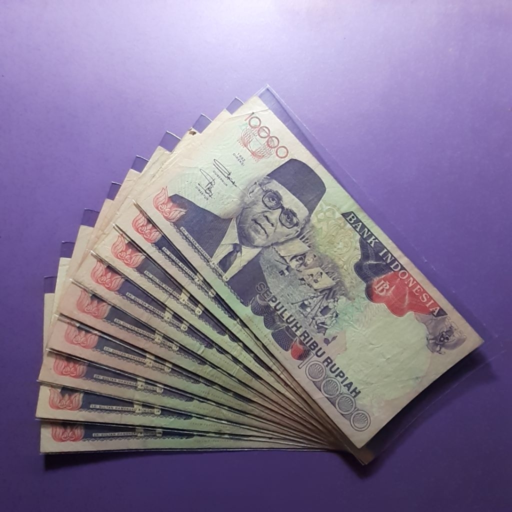 Uang kuno 10000 hamengku buwono tahun 1992