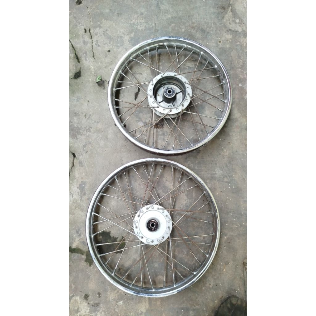Velg set depan belakang Supra X 125 original copotan