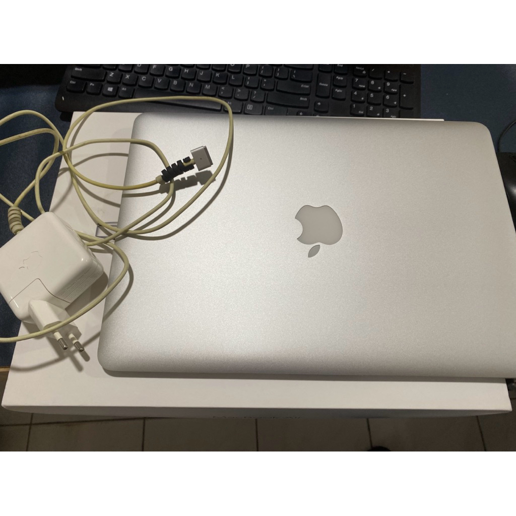 Macbook Air 2017 A1466 ex Ibox