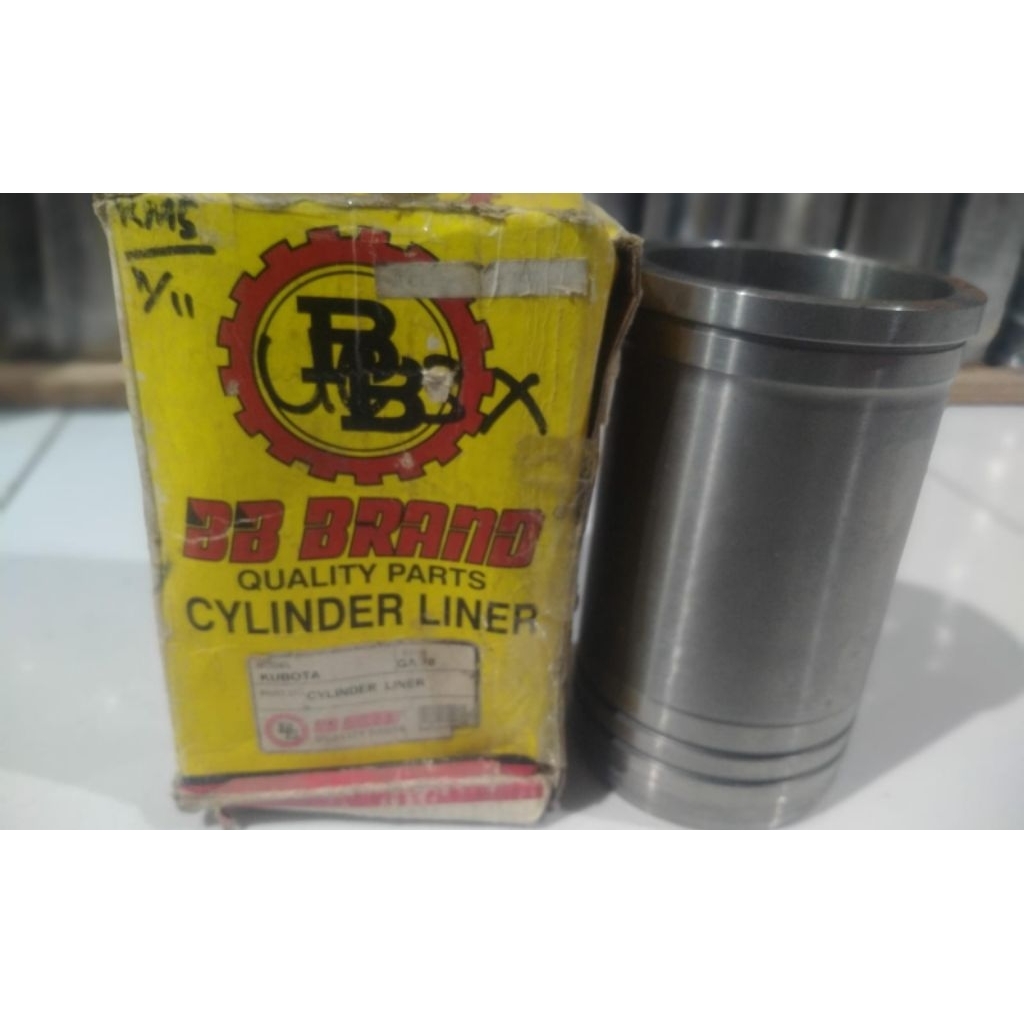 CYLINDER LINER MESIN DIESEL KUBOTA LAWAS TIPE GA 70 / BURING MESIN DISEL KUBOTA GA 70 / BURENG KUBOT