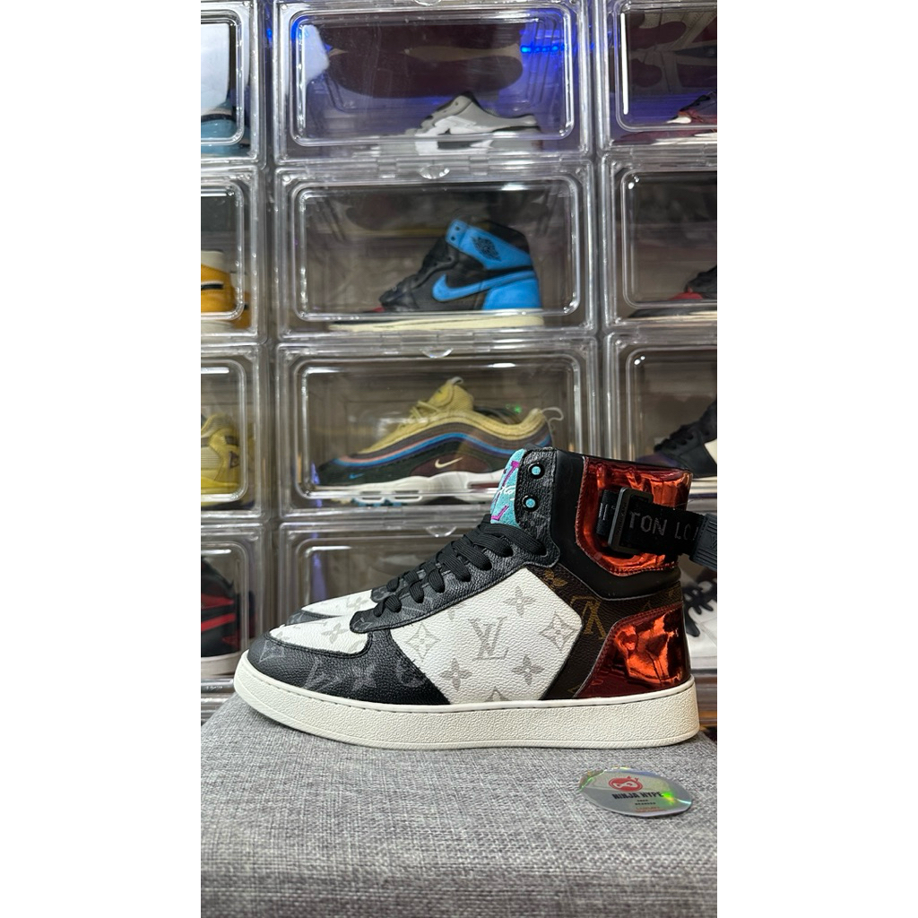 RIVOLI LEATHER HIGH TRAINERS , SNEAKERS , SHOES , SEPATU , SNEAKERS ITALY , SHOES ITALY , SEPATU ITA