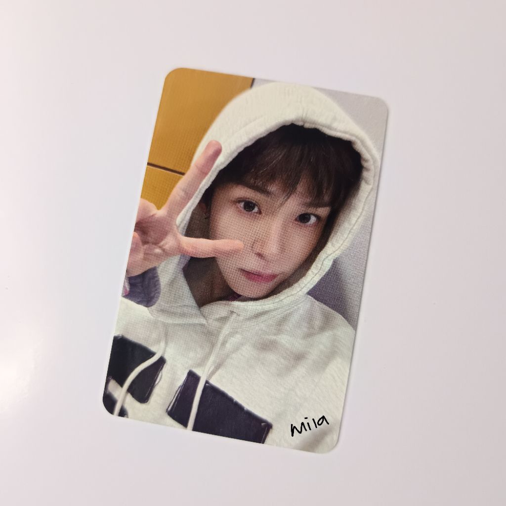 treasure asahi pop-up pulse on in seoul pb selca hoodie