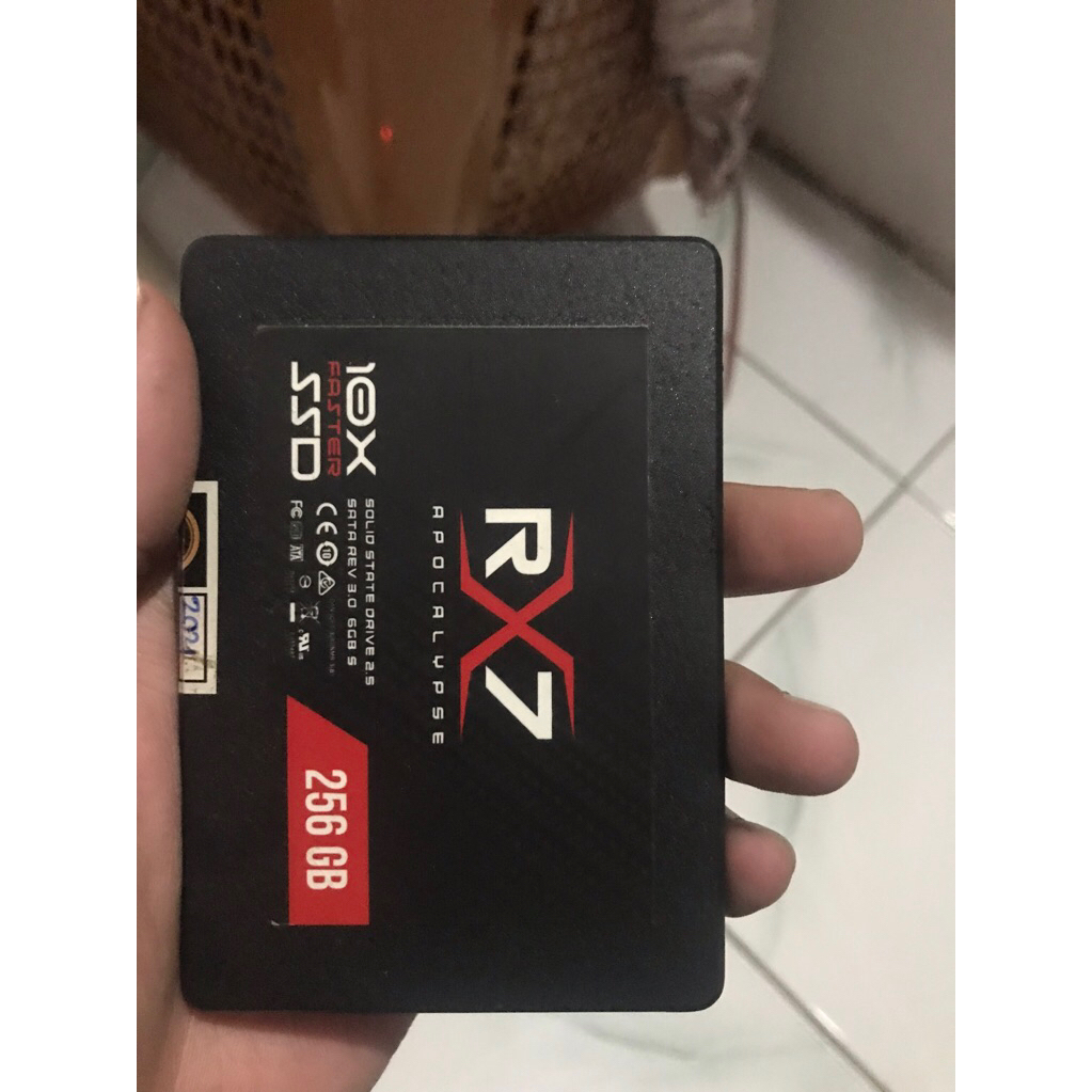 SSD 256gb Rx7