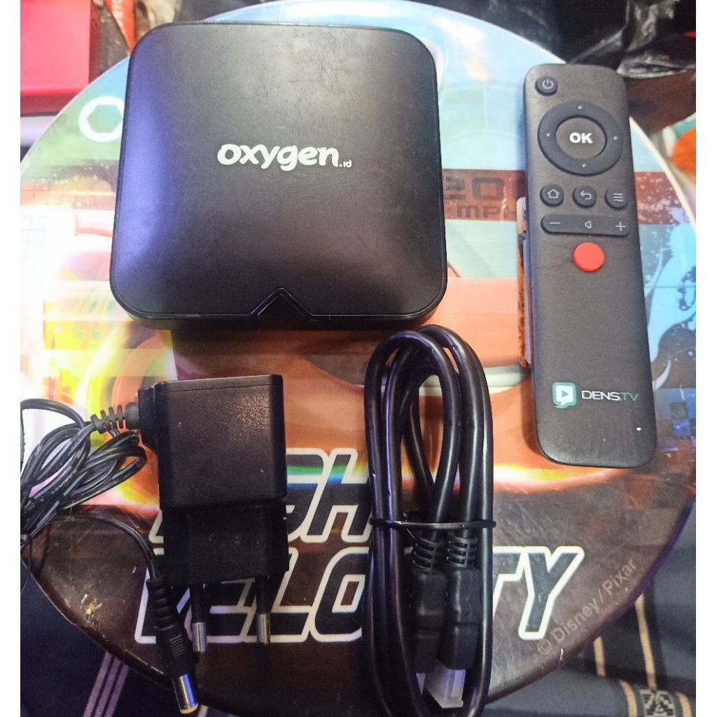 STB FH HG680-P RAM 2 GB.Unlock Aplikasi Channel TV Lokal & Luar Negeri.Second Normal Fullset