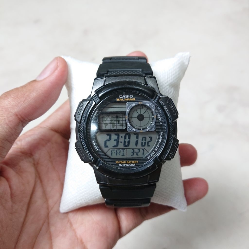 Jam Tangan Casio AE-1000W Full Black Pria Wanita Second Bekas