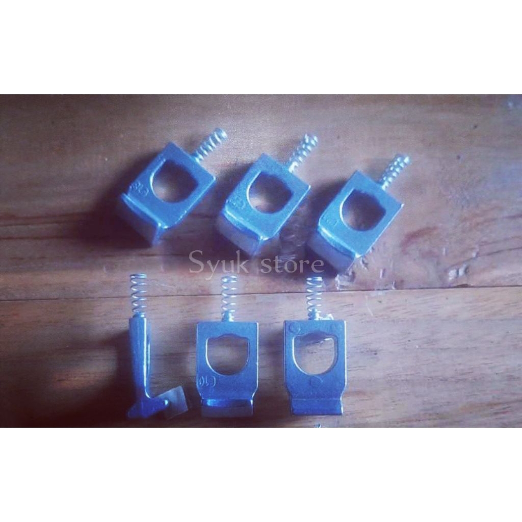 Pengait Regulator gas LPG Paculan Regulator Kompor Gas