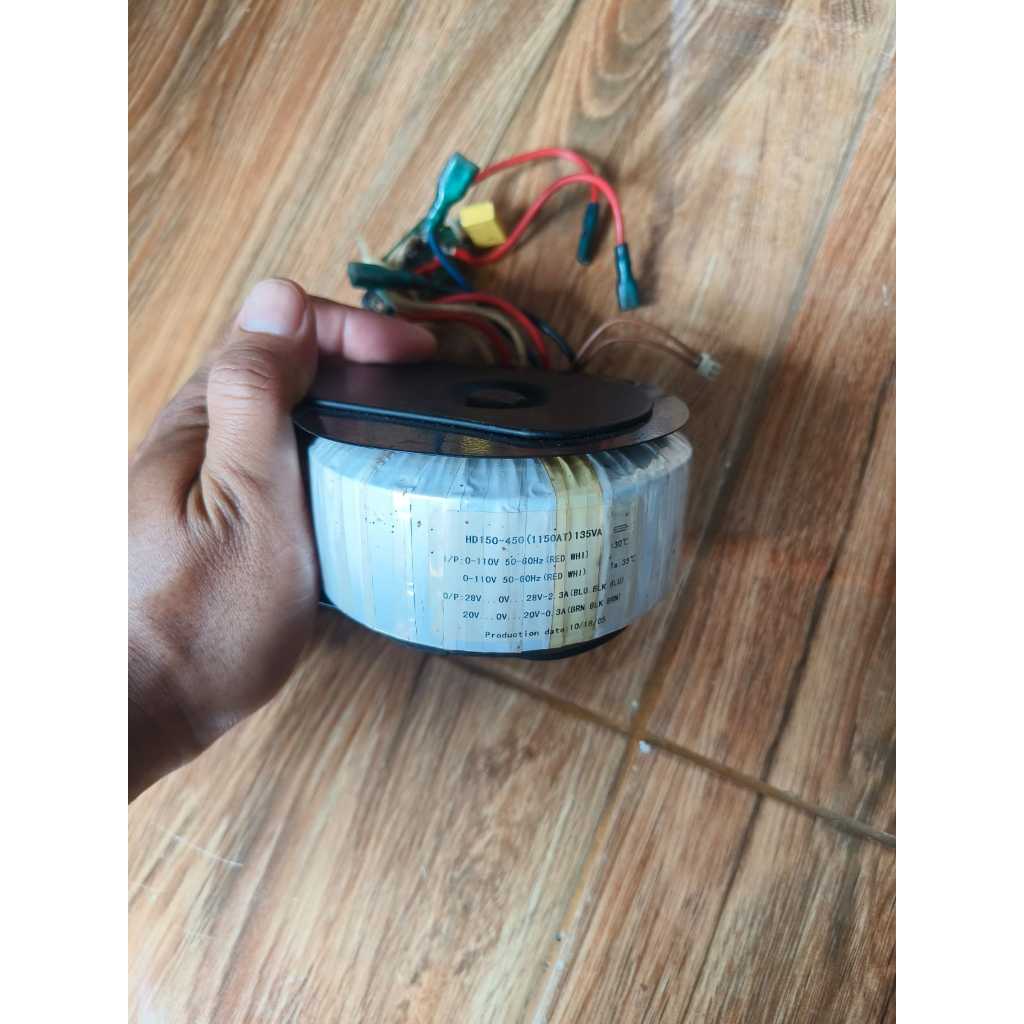 Trafo copotan aktif 10inch. voltase output 28vac CT + 20vac buat tone. Bisa untuk ganti trafo huper 