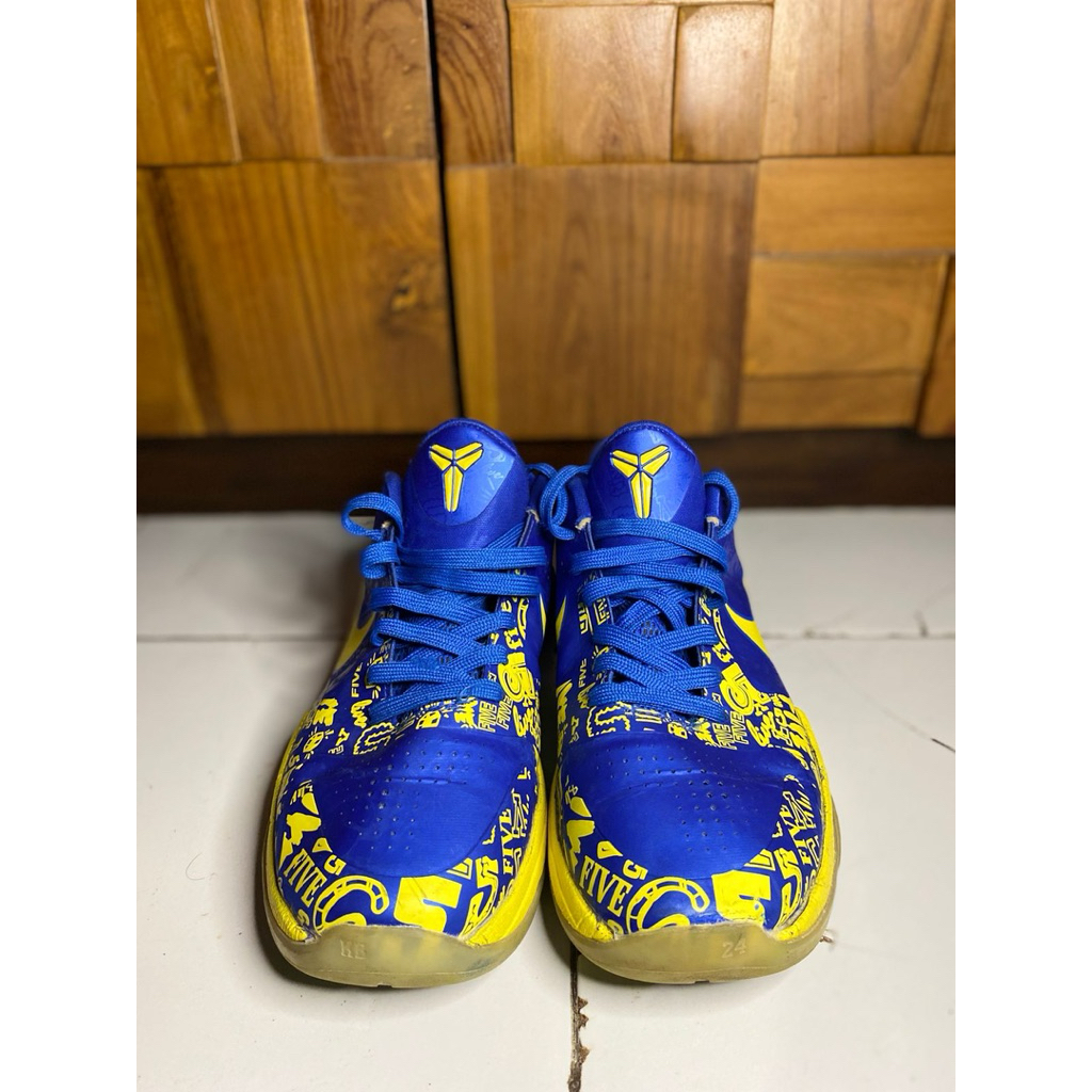 Sepatu Nike Kobe Protro "5 Rings"