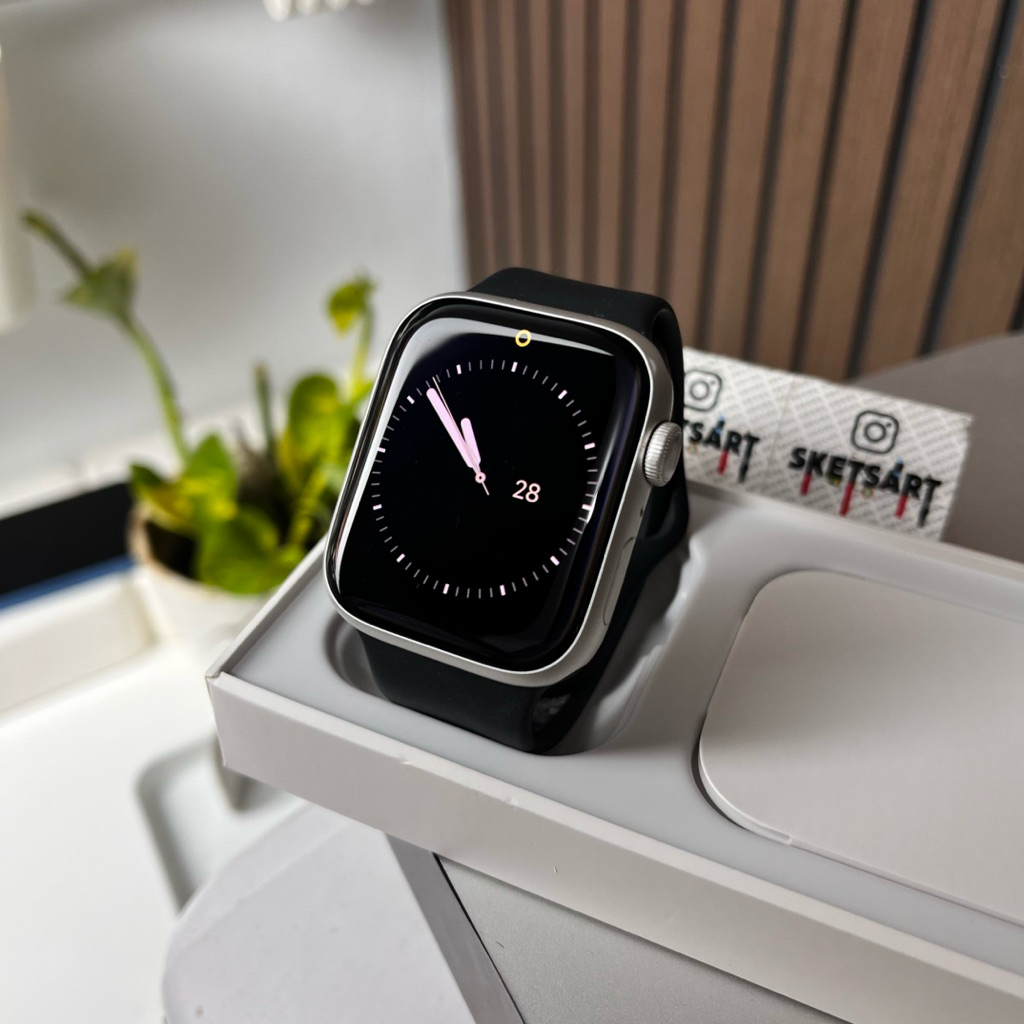 Apple Watch Series 9 45mm Silver iwatch Battery Health 96%