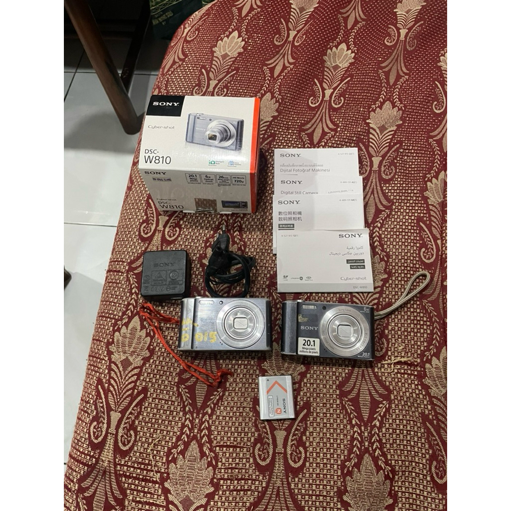 Bundling 2pcs Digicam / Camera Digital Sony DSC-W810 Fullset Box