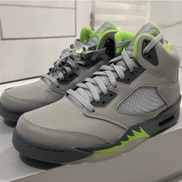 Sepatu Basket NIKE AIR JORDAN 5 RETRO BNIB Size 43 Original