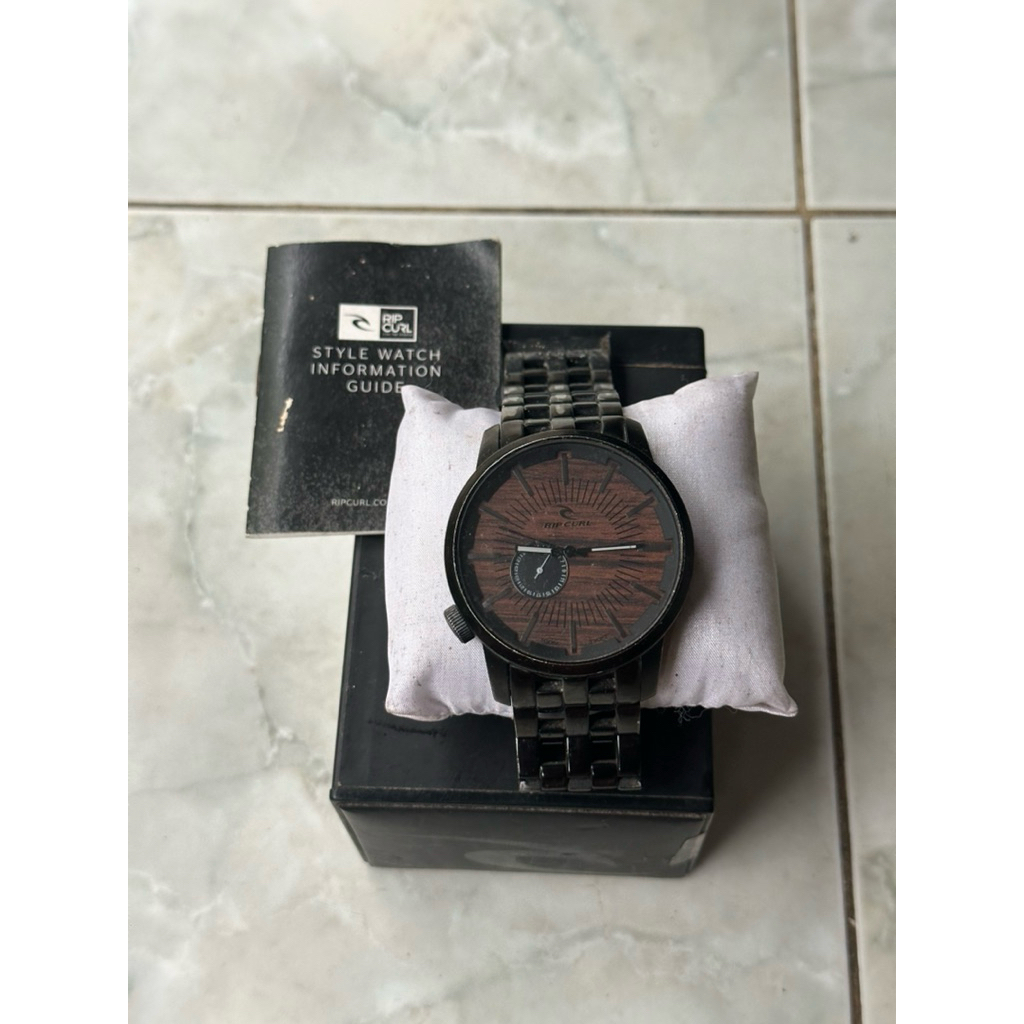 dijual jam ripcurl detroit