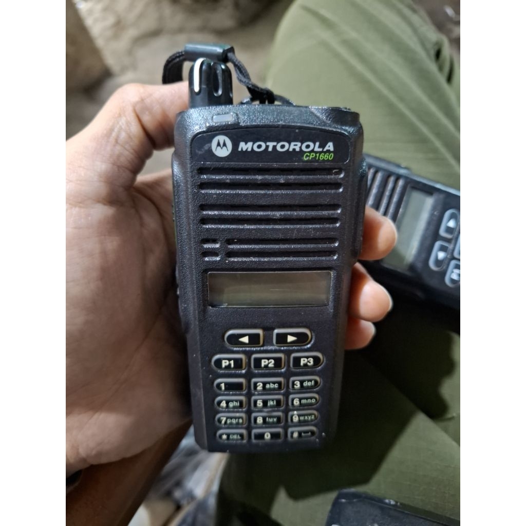 HT Motorola CP1660 VHF bekas