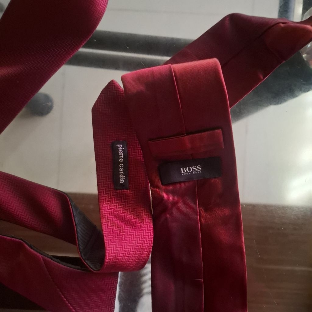 Dasi Merah Pierre cardin dan hugo boss original warna merah