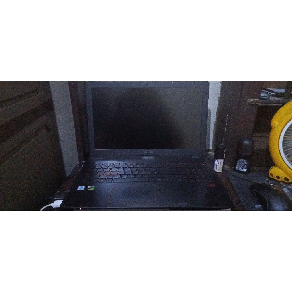 ASUS ROG GL552VX prosesor Intel Core i7-6700HQ, grafis NVIDIA GeForce GTX 950M (4GB GDDR5)