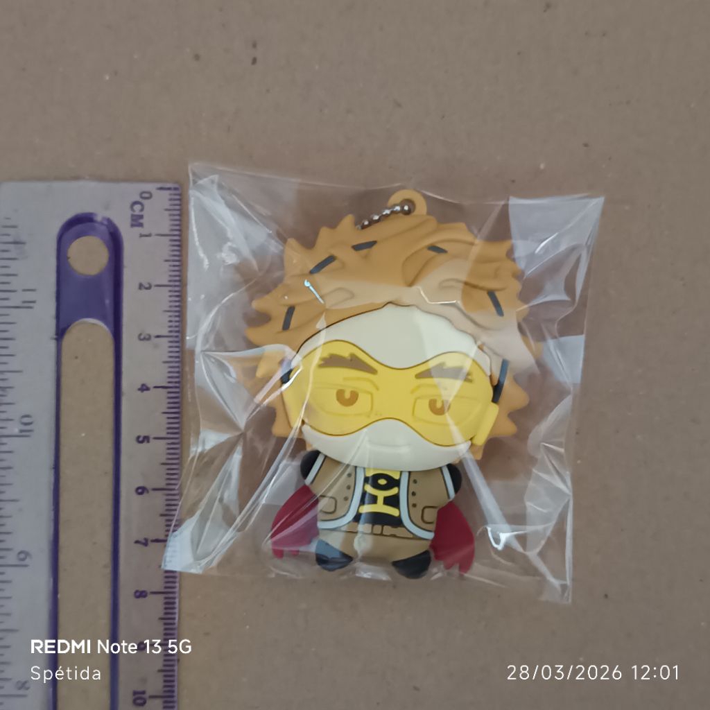 My Hero Academia Hawks Chibigurumi Rubber Maskot (sedikit noda bagian kiri bawah mata)