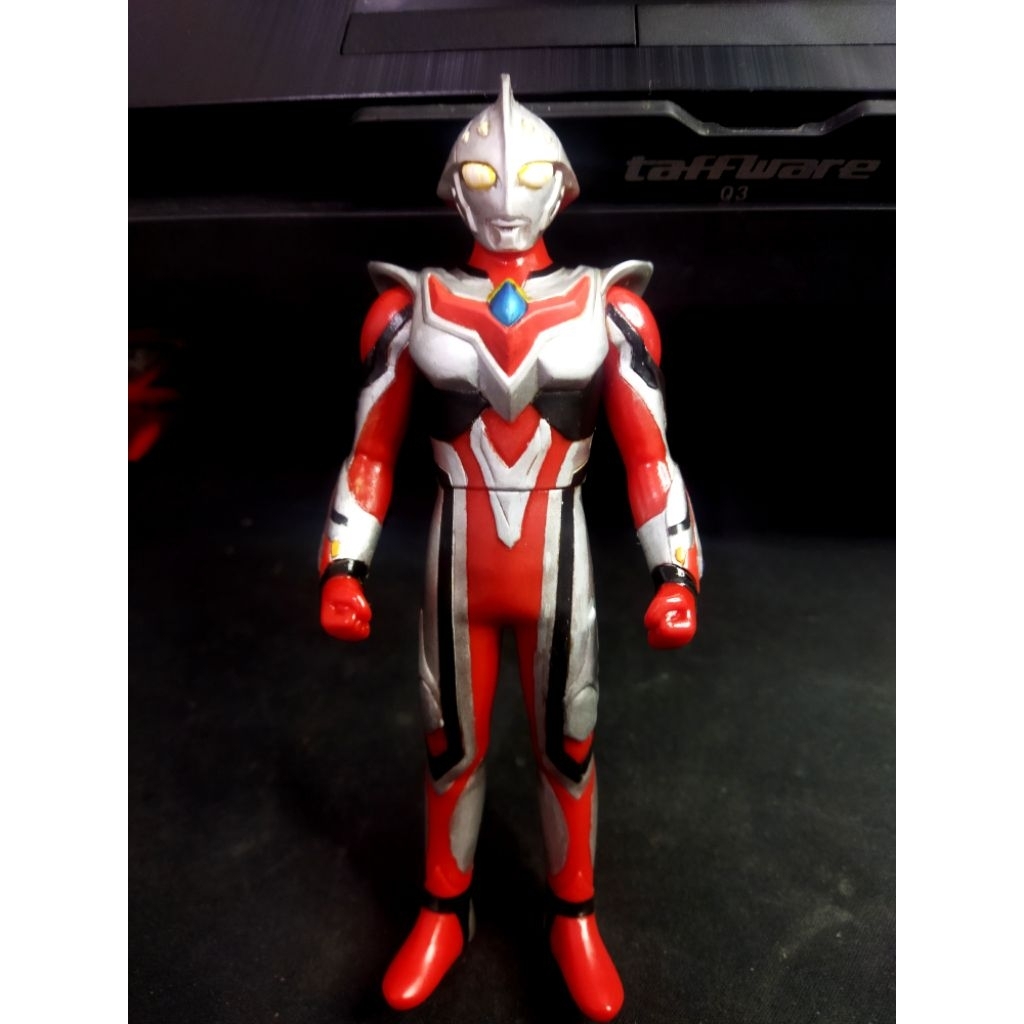 sofubi ultraman nexus junis red Bandai 2004