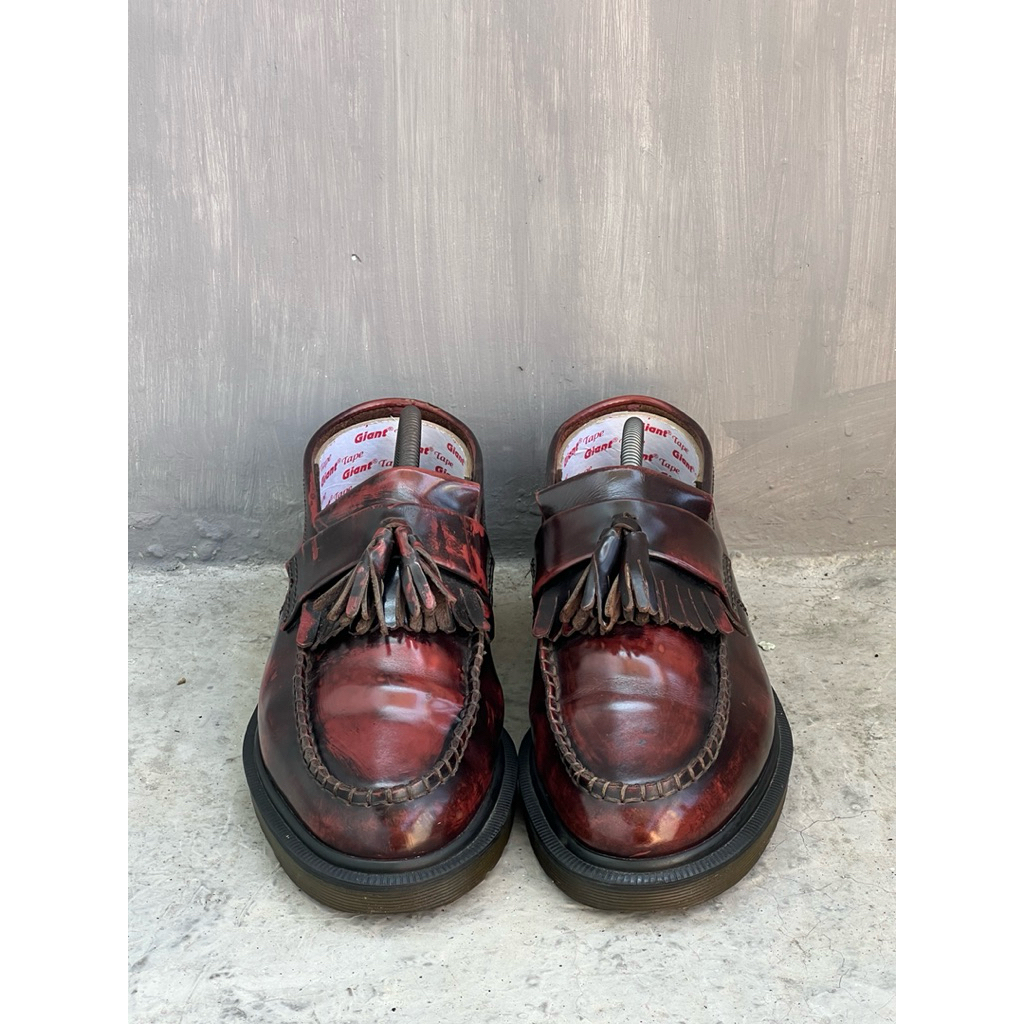 Dr Martens Adrian Tassel Red Arcadia (second ori)