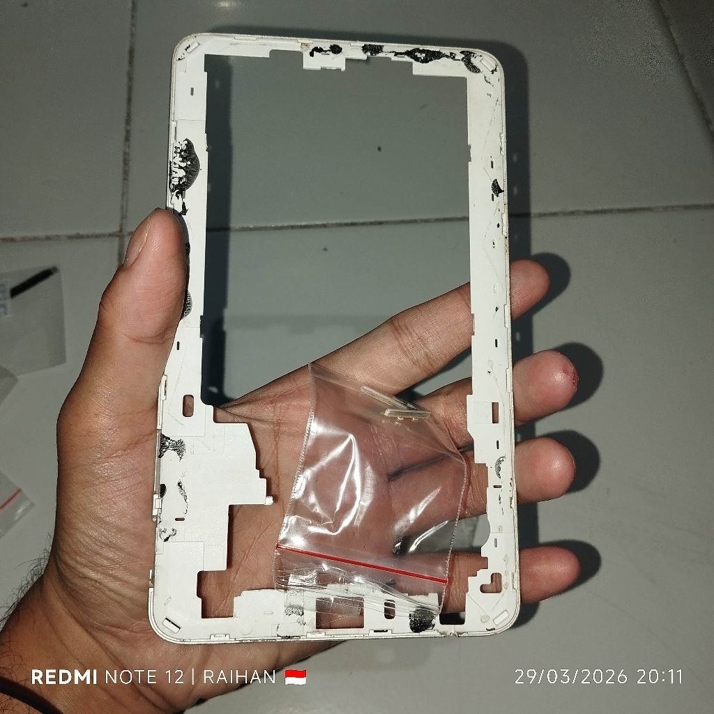 Tutup Mesin & Bazel Samsung Galaxy Tab J/SM-T285YD
