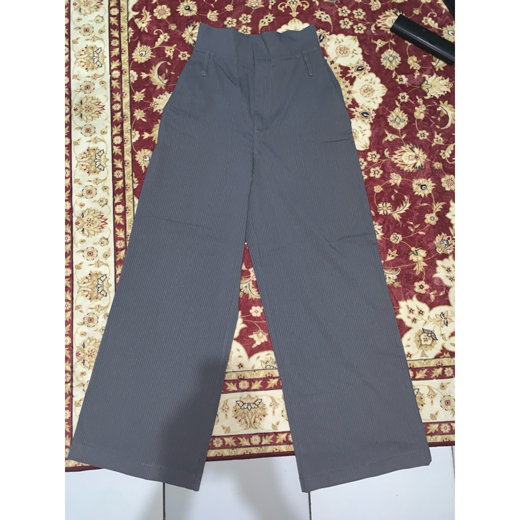 [PRELOVED] Celana Bahan Kulot ZARA Size S