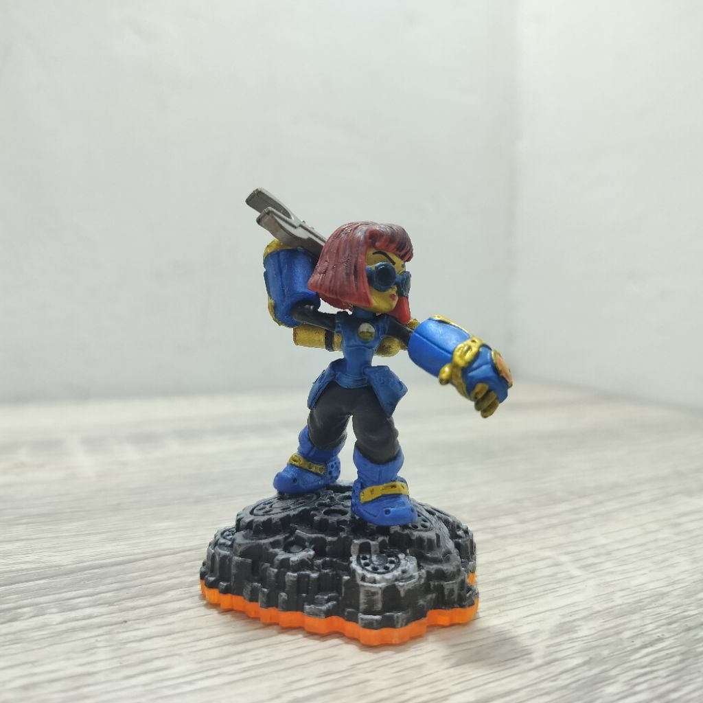 skylanders sprocket figure