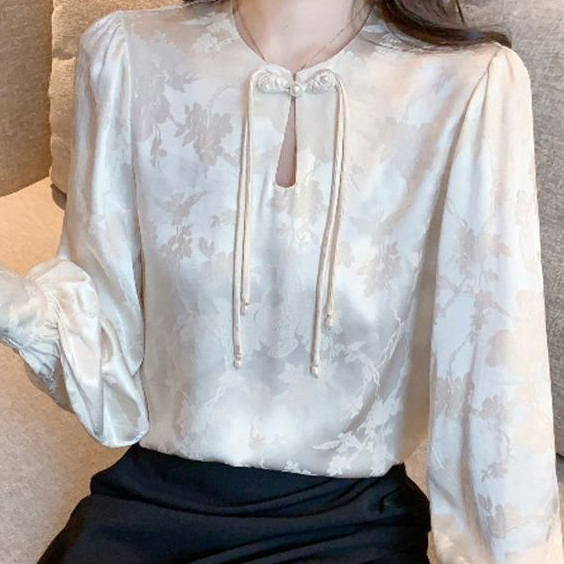 Kemeja sifon lengan panjang gaya