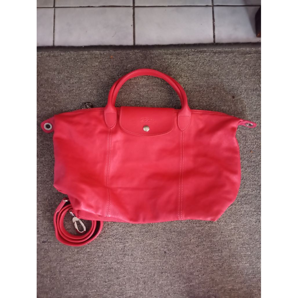 Preloved Authentic LC c u i r fuschia