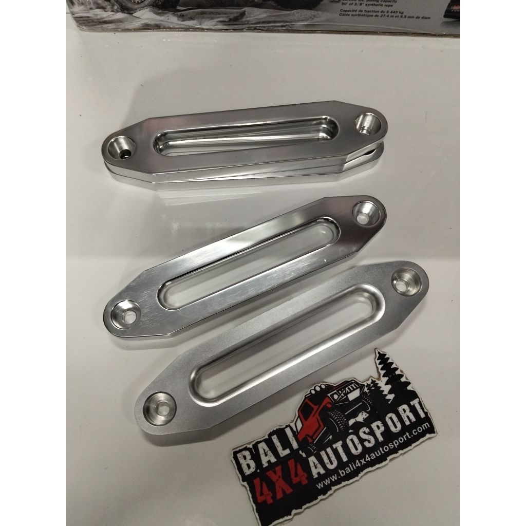 Fairlead Winch Polos Silver P30 x L7 cm - Aksesoris Offroad Standar 4x4 Slim Design - Guard Roller W